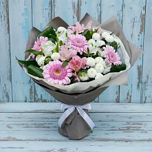 Букет цветов из:  Герберы, Альстромерии и Хризантемы в Мекенской