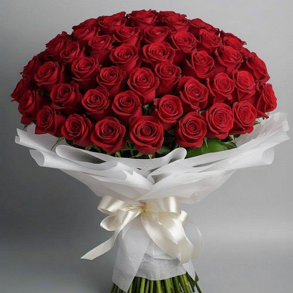 Букет 101 Красная роза Блэк Мэджик в Мекенской