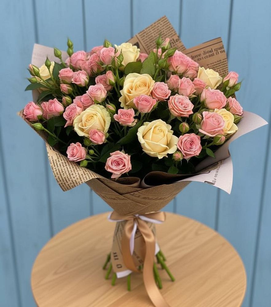 Букет цветов из: Розы в Мекенской