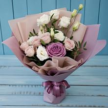 Букет цветов из:  Розы и Лизиантусы в Мекенской