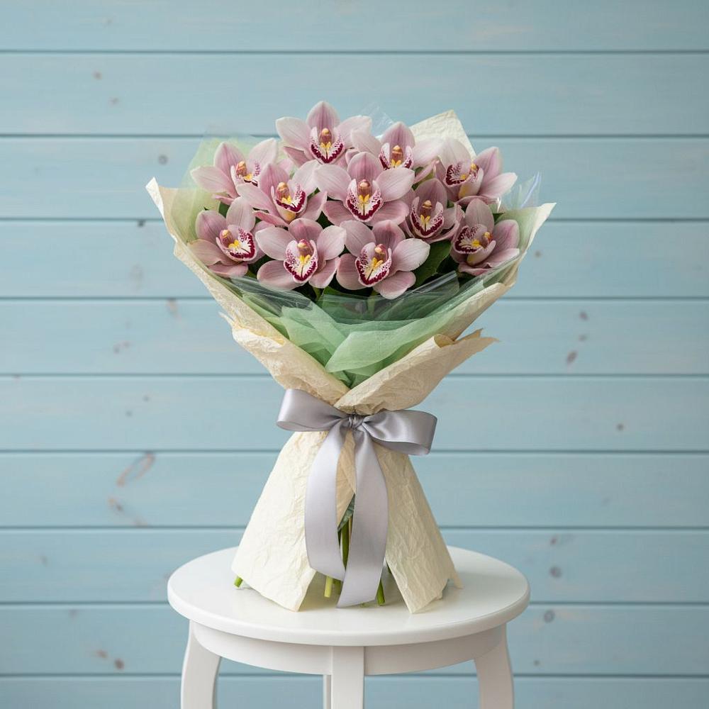 Букет цветов из: Орхидеи и Розы в Мекенской