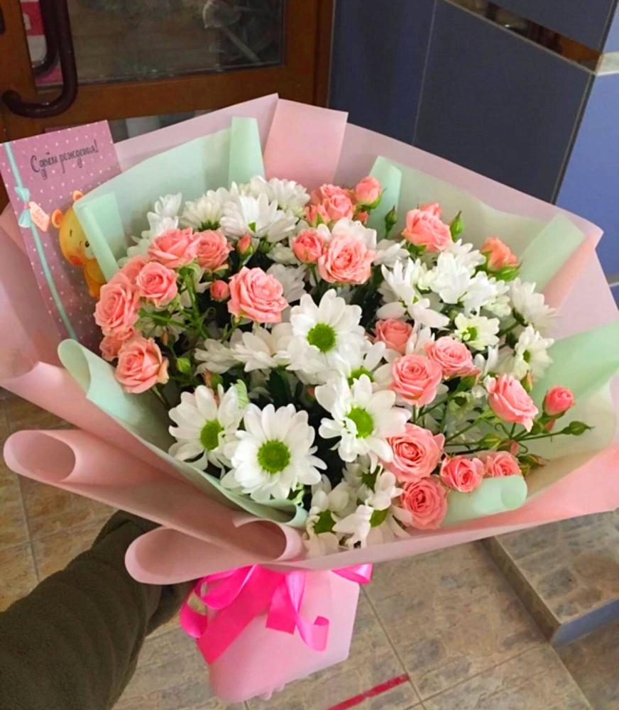 Букет цветов из: Розы и Хризантемы в Мекенской