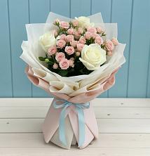 Букет цветов из:  Розы в Мекенской