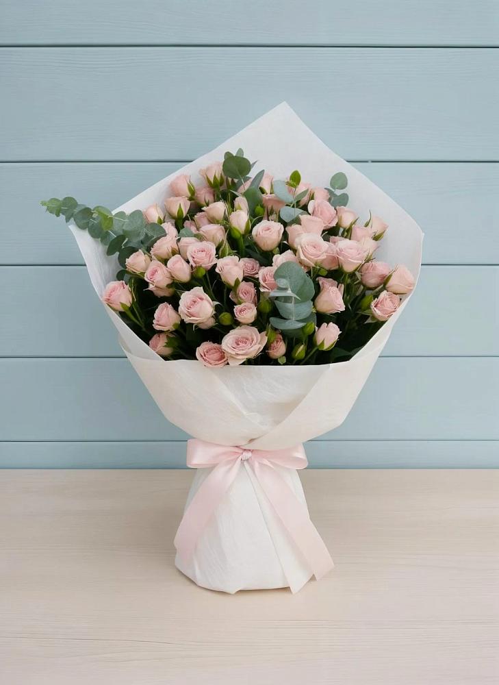 Букет цветов из: Розы в Мекенской