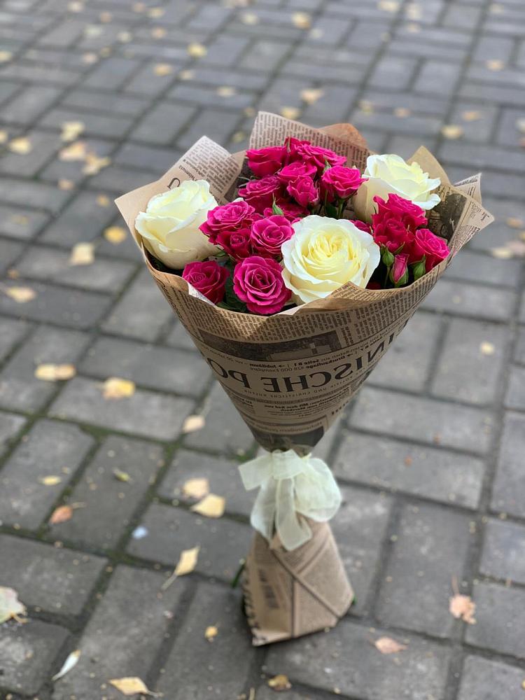 Букет цветов из: Розы в Мекенской