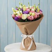 Букет цветов из:  Лизиантусы в Мекенской